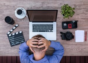 ブラック企業を辞めたいけど次が決まらない場合の対処法は？